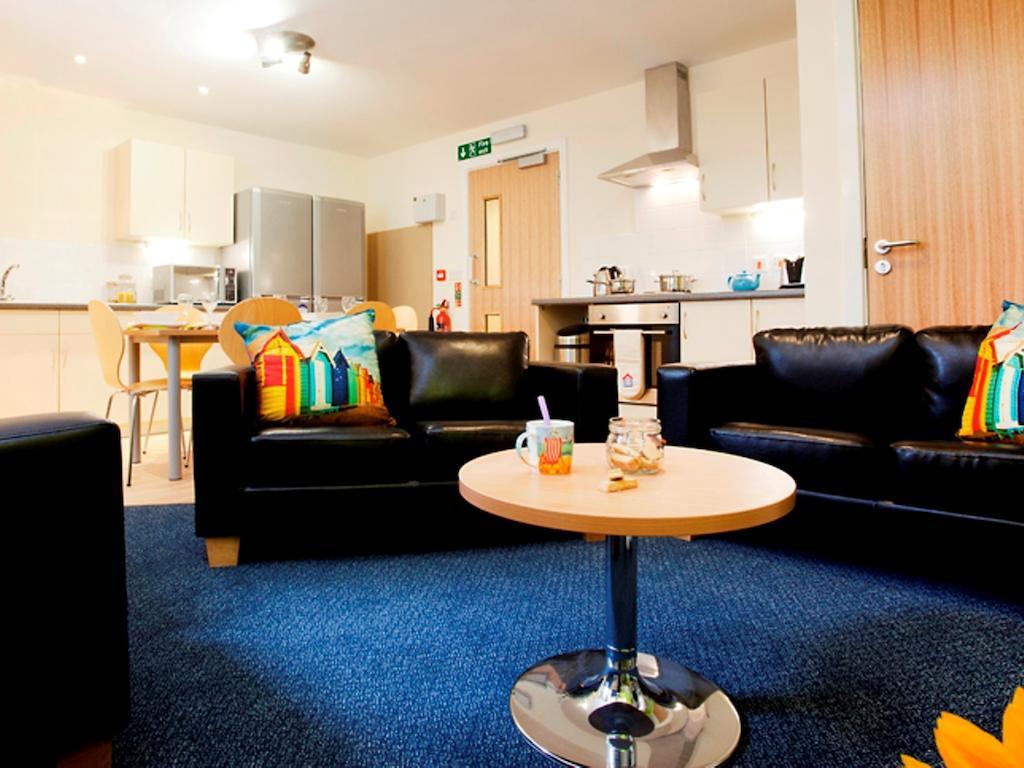 The Sidings Aparthotel Penryn Szoba fotó